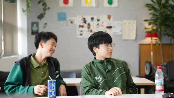 Middle school students learning during Chinese language class at Wuhan Yangtze International School.