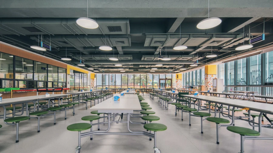 inside the empty cafeteria of wuhan yangtze international school campus facilities